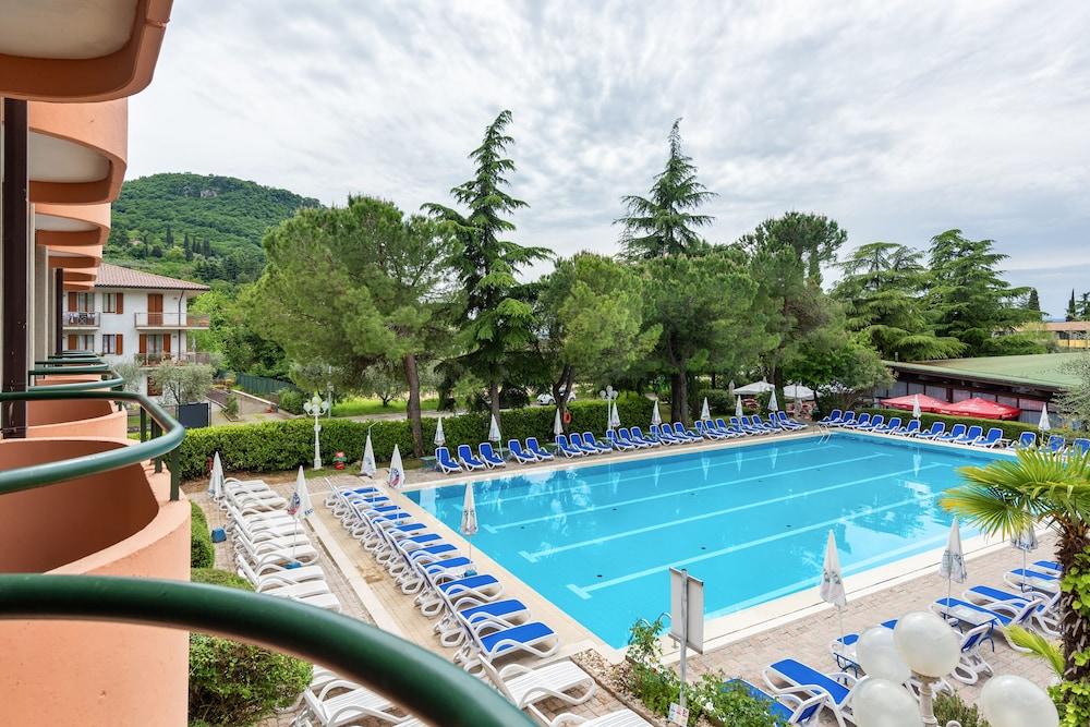 Hotel Royal Garda  Dış mekan fotoğraf