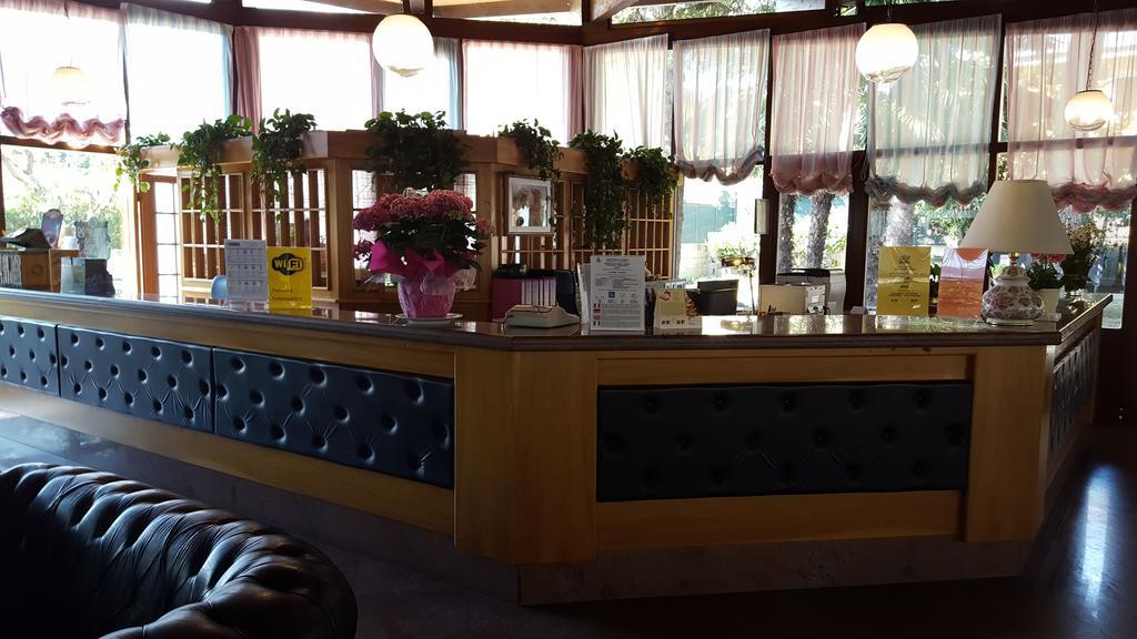 Hotel Royal Garda  Dış mekan fotoğraf